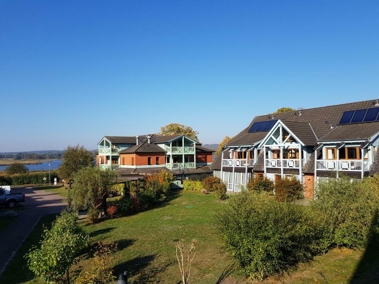 Ferienwohnung 4 Im Haus Am See Mit Wintergarten Und Terrasse Seedorf  Exterior photo