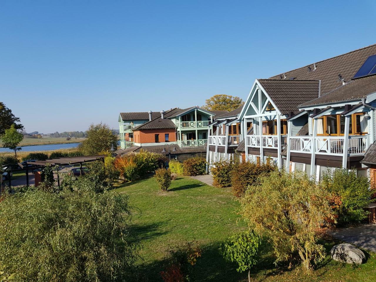 Ferienwohnung 4 Im Haus Am See Mit Wintergarten Und Terrasse Seedorf  Exterior photo