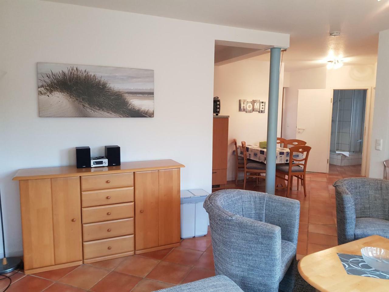 Ferienwohnung 4 Im Haus Am See Mit Wintergarten Und Terrasse Seedorf  Room photo